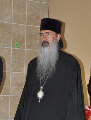 Mănăstirea de la Poarta Albă-Galeşu sărbătoreşte primul hram